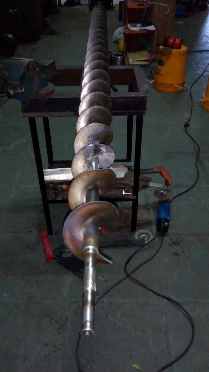 Reparación de sinfín de transporte
